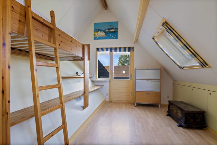 Foto 32 van Rengersstrjitte 24