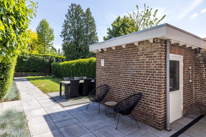 Foto 39 van Burg. Savelbergstraat 10