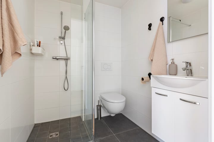 Foto 26 van Raamstraat 5-2