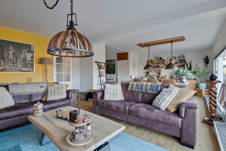 Foto 2 van Bovenstraat 27-B