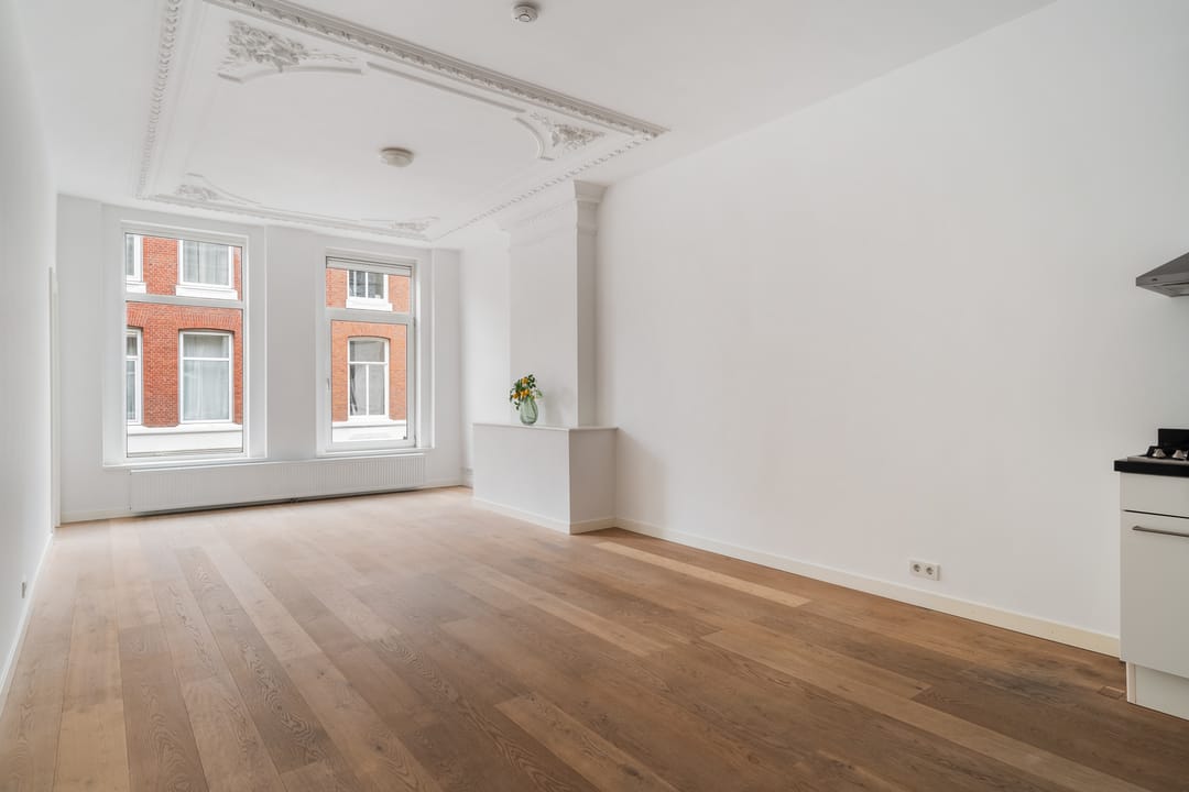 Foto 8 van Van Galenstraat 1-C