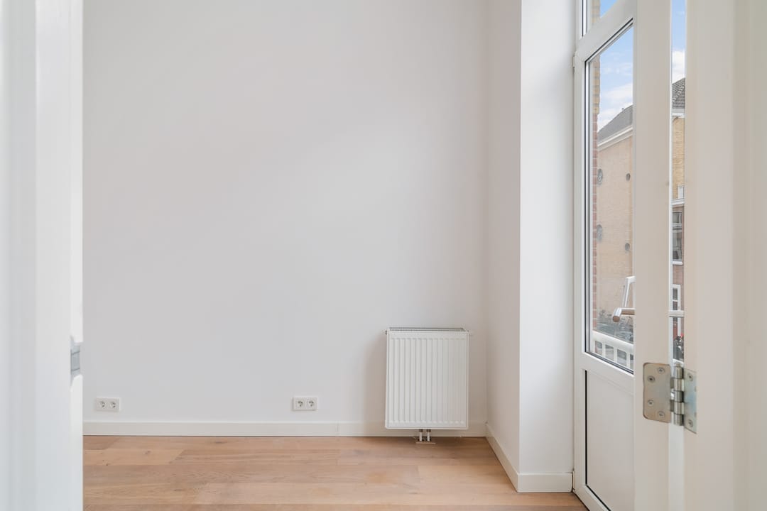 Foto 13 van Van Galenstraat 1-C