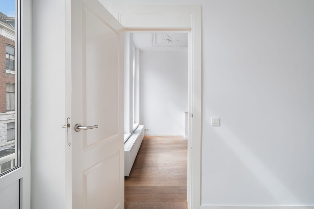 Foto 16 van Van Galenstraat 1-C