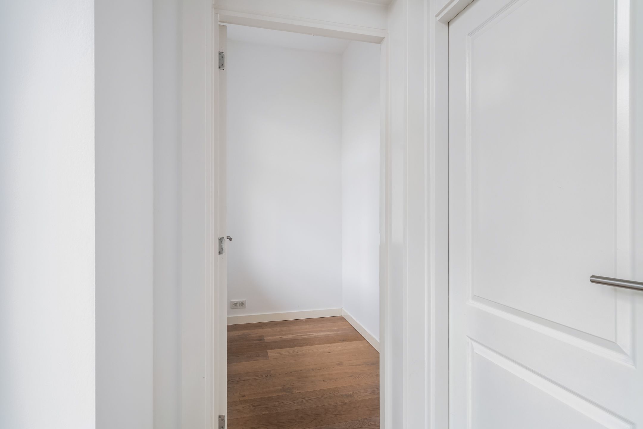 Foto 27 van Van Galenstraat 1-C