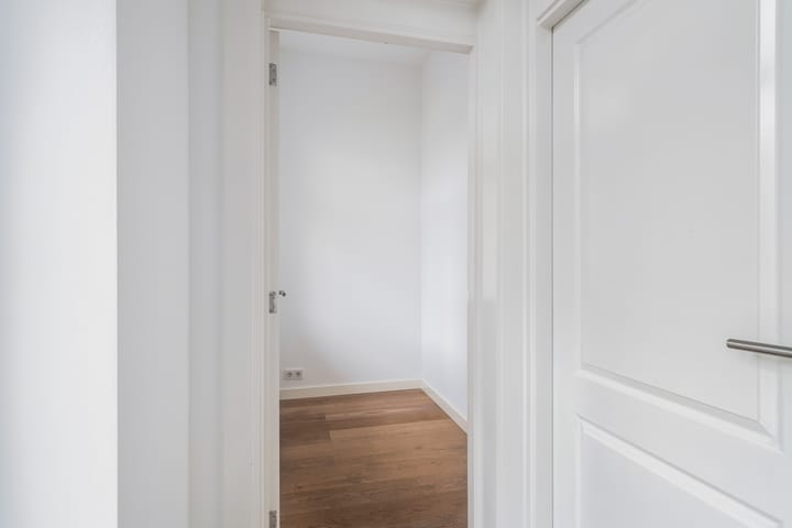 Foto 27 van Van Galenstraat 1-C