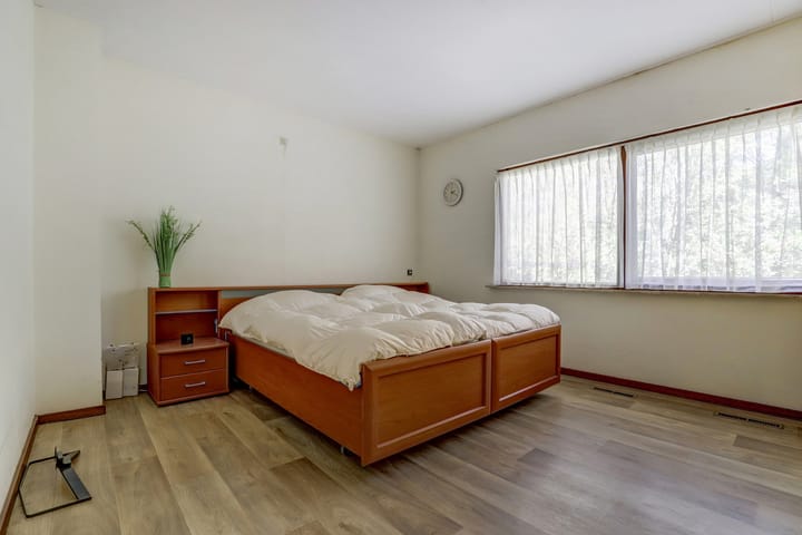 Foto 15 van Albert Neuhuyslaan 29