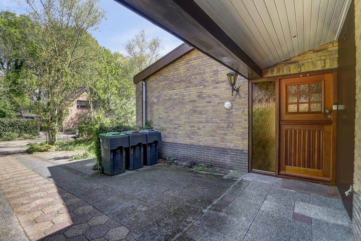 Foto 31 van Albert Neuhuyslaan 29