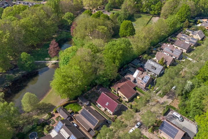 Foto 38 van Albert Neuhuyslaan 29