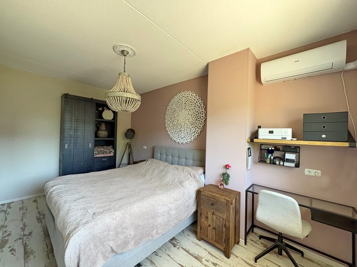 Photo 16 of Bremerstraat 21