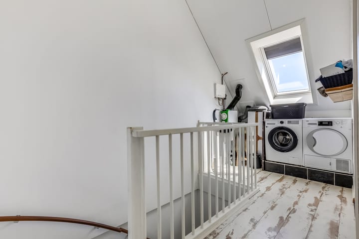 Photo 25 of Bremerstraat 21