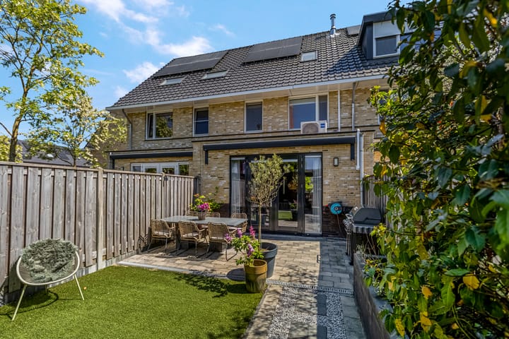 Photo 26 of Bremerstraat 21