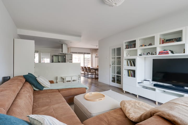 Photo 6 of Mahlerstraat 78