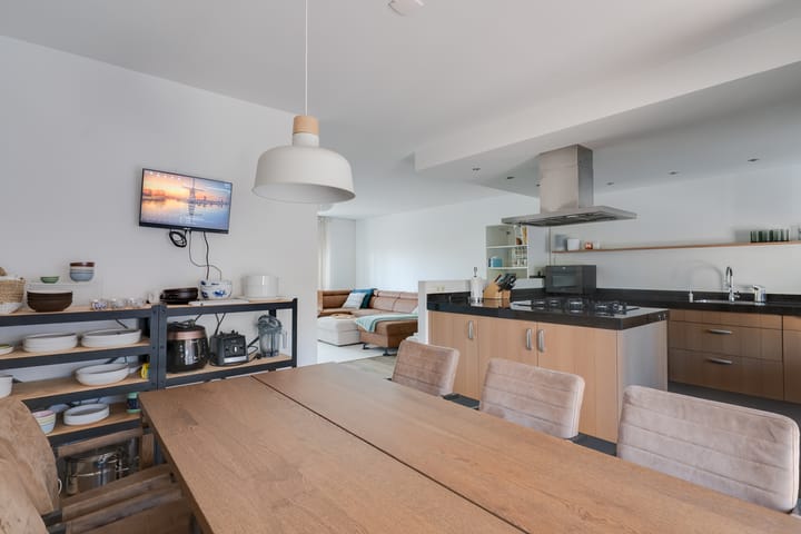 Photo 9 of Mahlerstraat 78