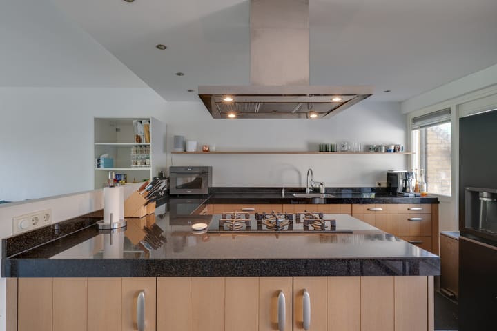 Photo 11 of Mahlerstraat 78