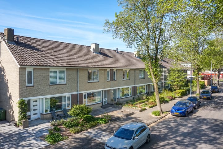 Photo 49 of Mahlerstraat 78