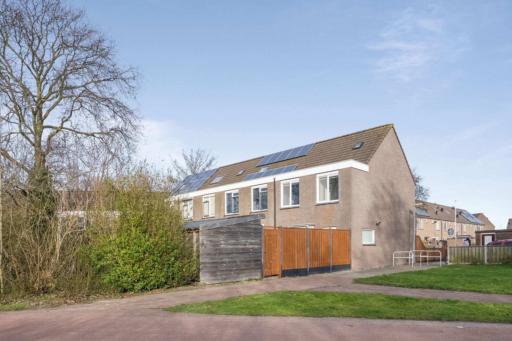 Photo 3 of Doorzwin 4245