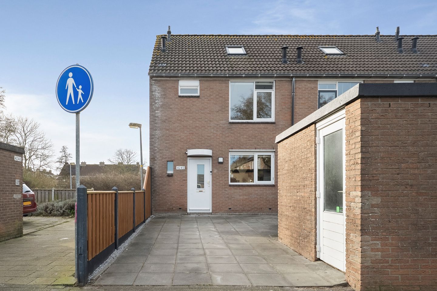 Photo 4 of Doorzwin 4245