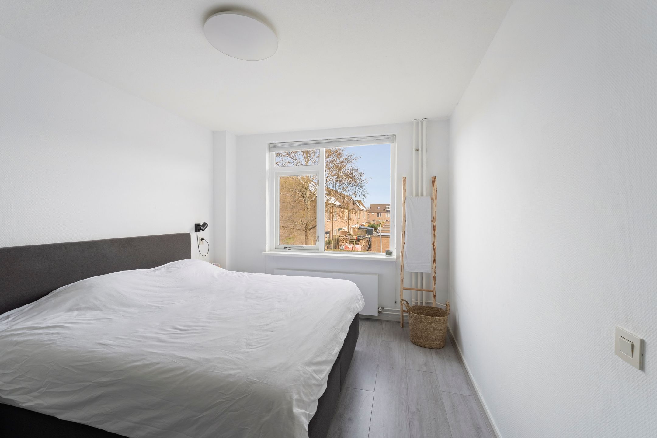 Photo 30 of Doorzwin 4245