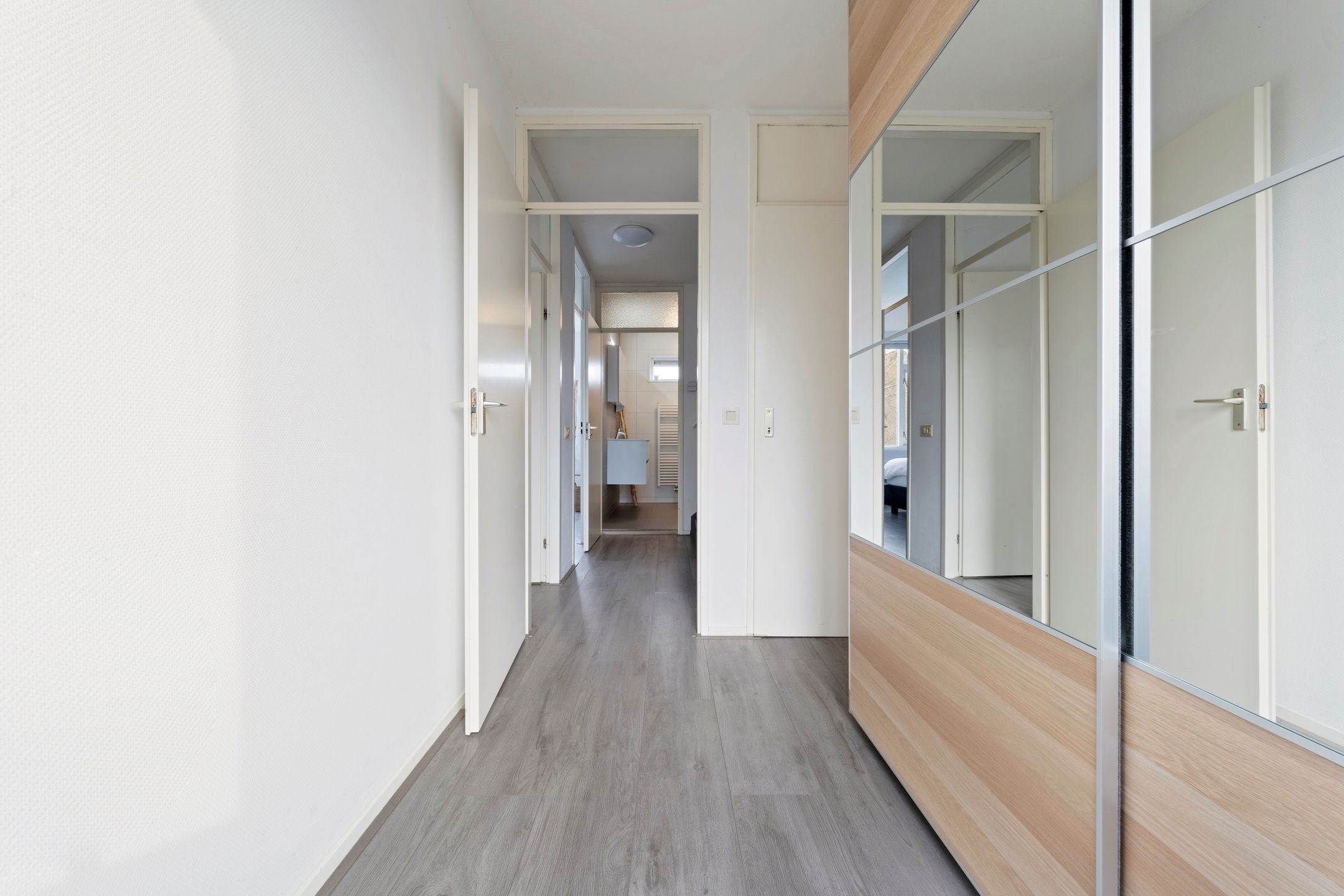 Photo 33 of Doorzwin 4245