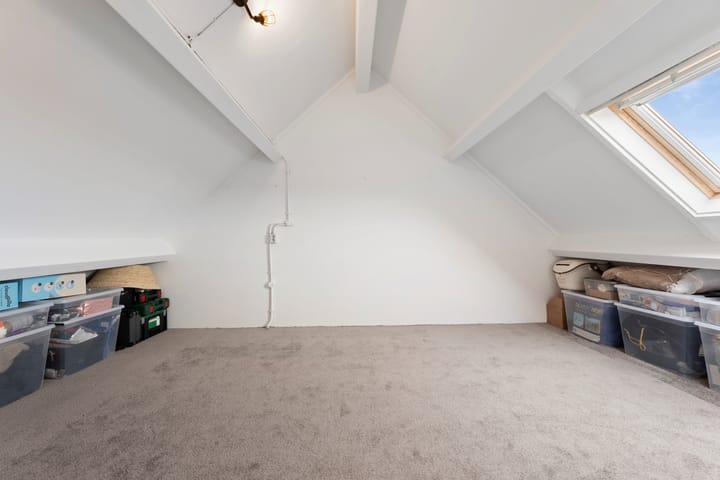 Photo 44 of Doorzwin 4245