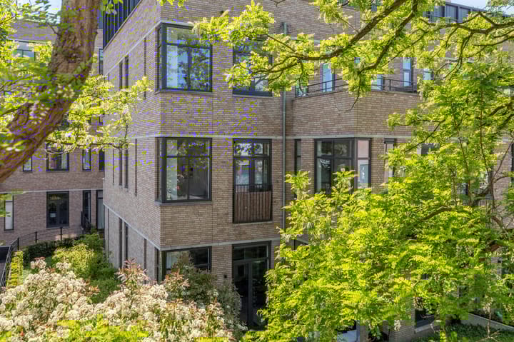 Foto 1 van Velperweg 19-115