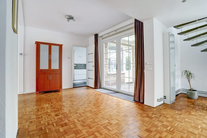 Foto 8 van Vlokhovenseweg 44-A