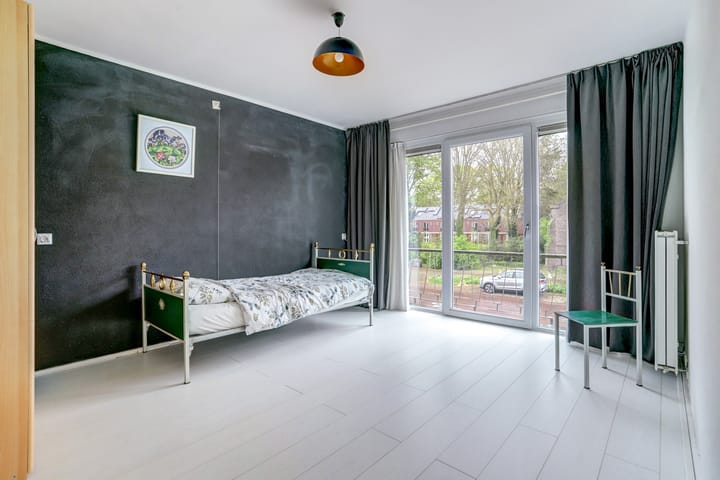 Foto 19 van Vlokhovenseweg 44-A