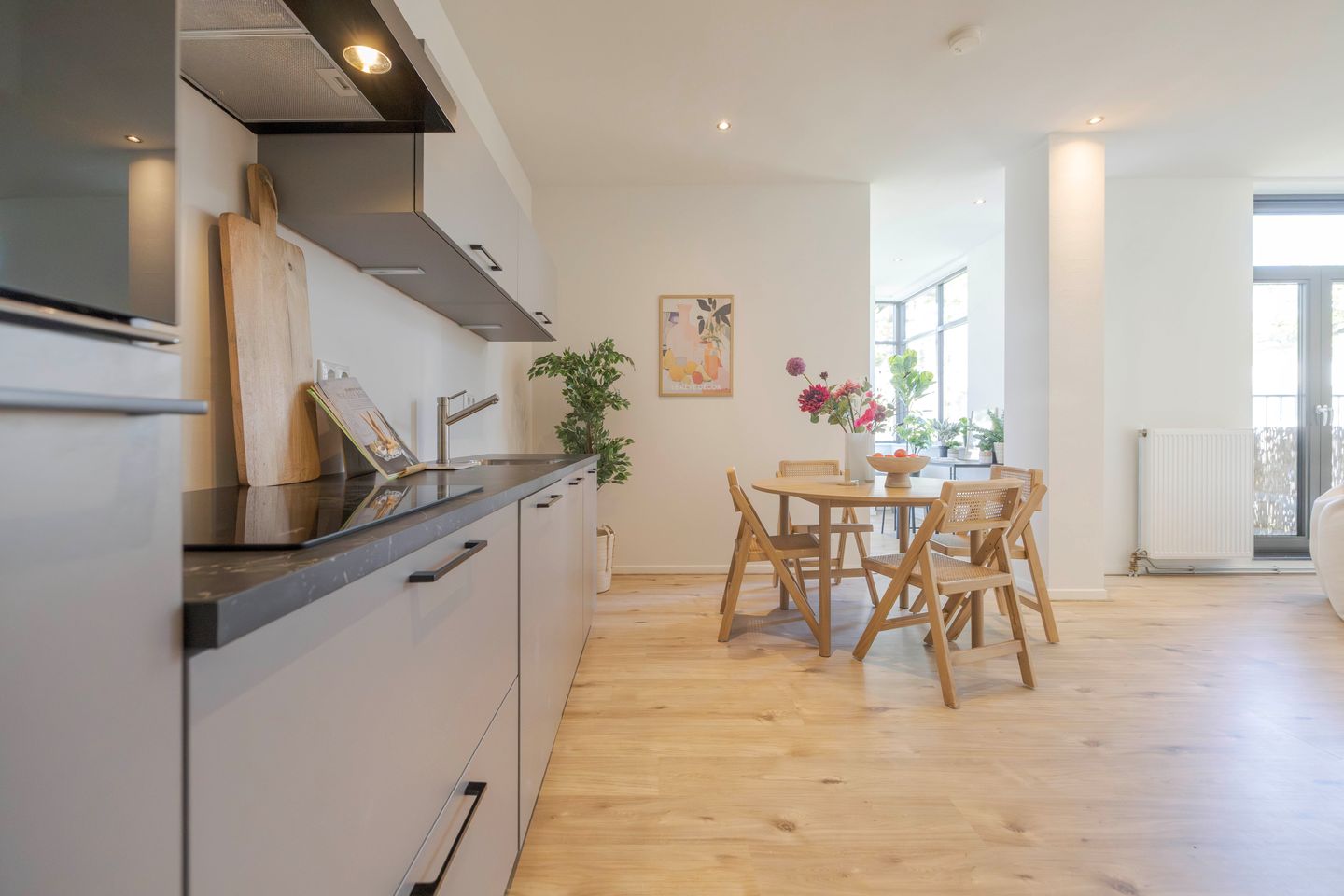 Foto 19 van Velperweg 19-115