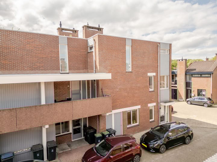 Photo 6 of Azalea 24