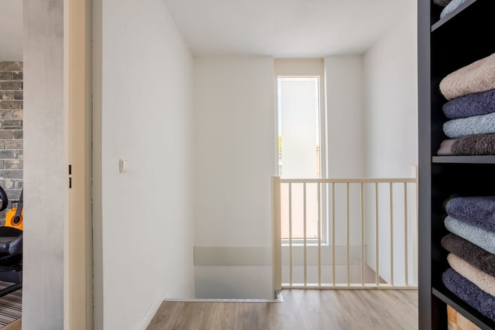 Photo 23 of Azalea 24