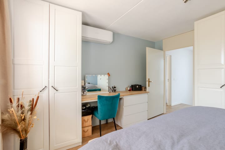 Photo 25 of Azalea 24