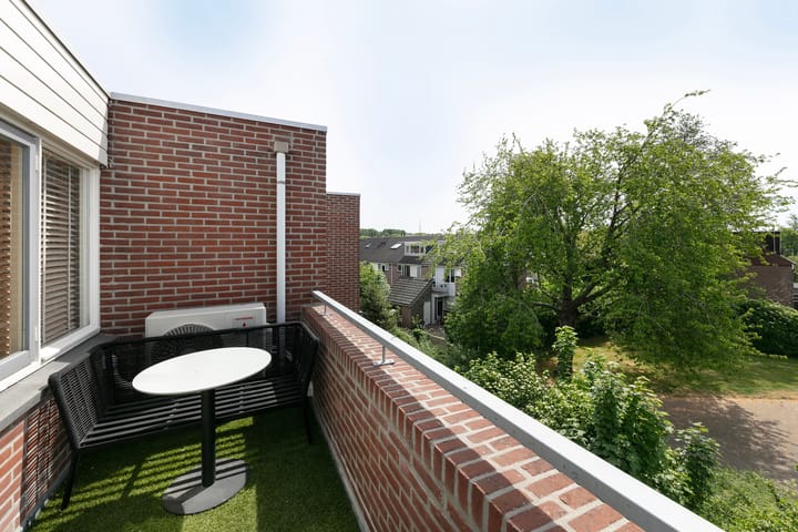 Photo 35 of Azalea 24