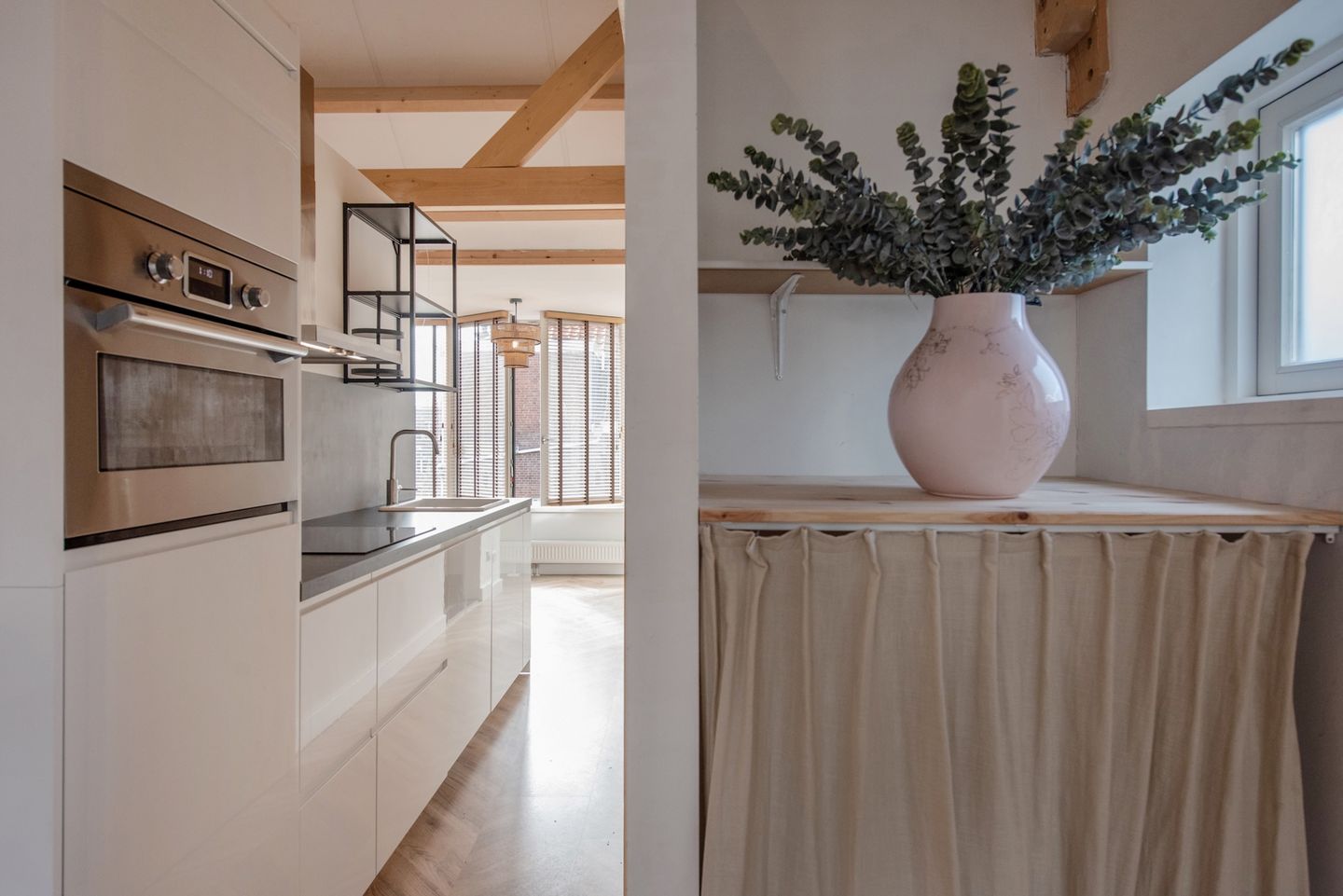 Foto 10 van 2e De Riemerstraat 180-A