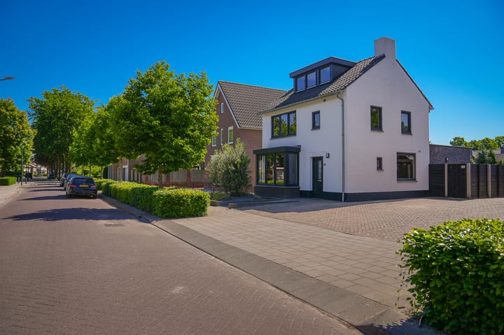 Foto 51 van Voortstraat 33