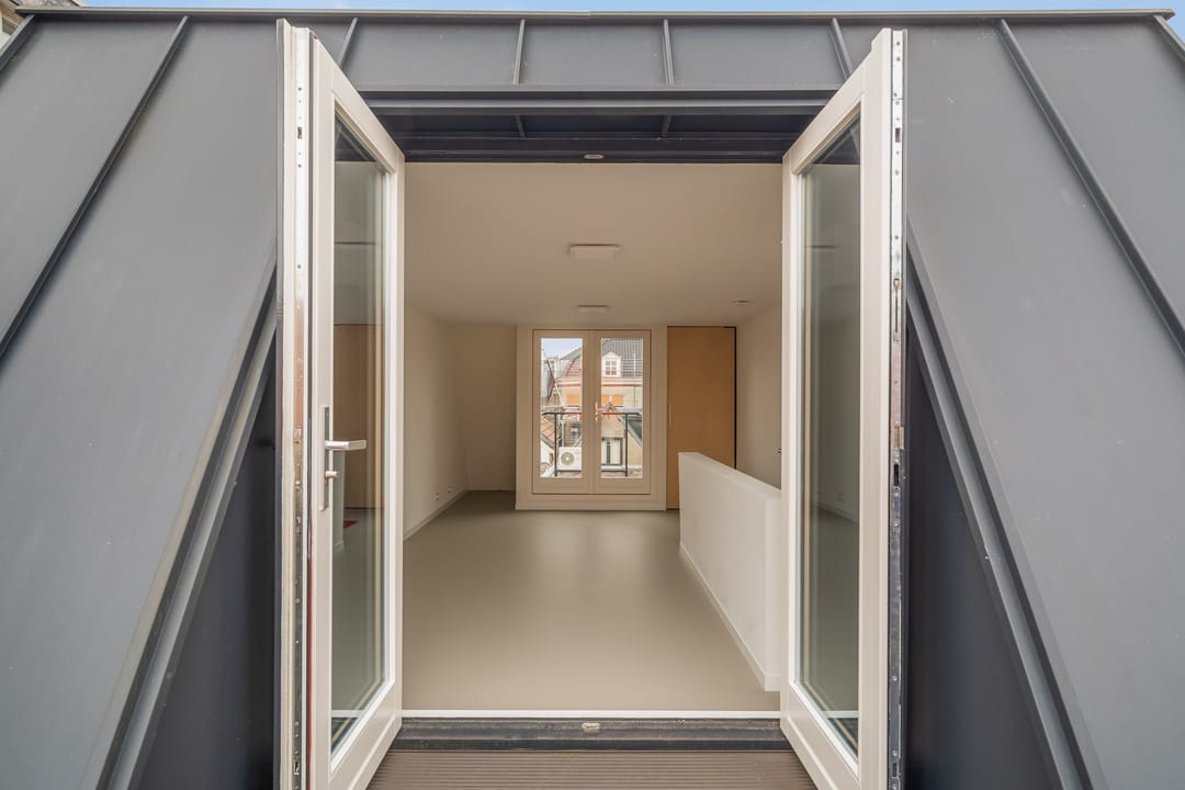 Photo 43 of Tuinpad 30-I