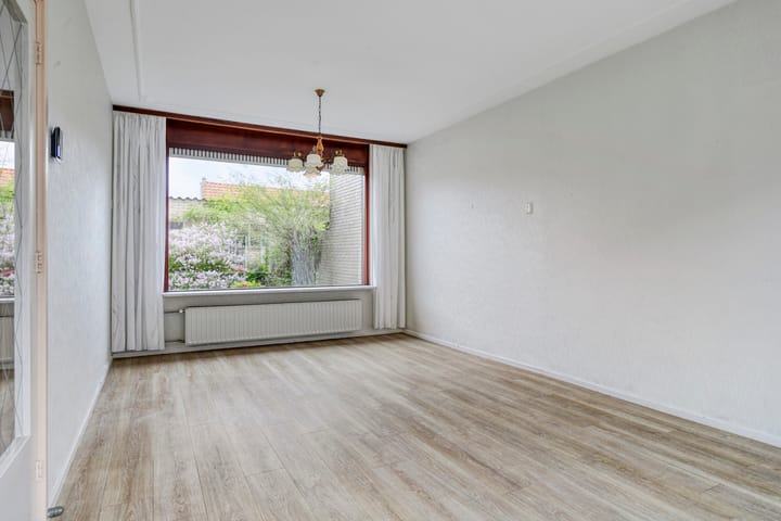 Foto 3 van Raiffeisenstraat 6