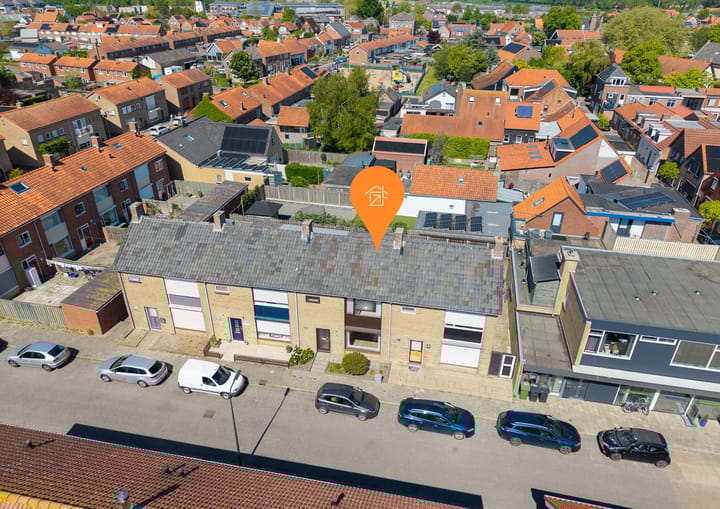 Foto 4 van Raiffeisenstraat 6