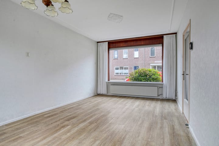 Foto 7 van Raiffeisenstraat 6