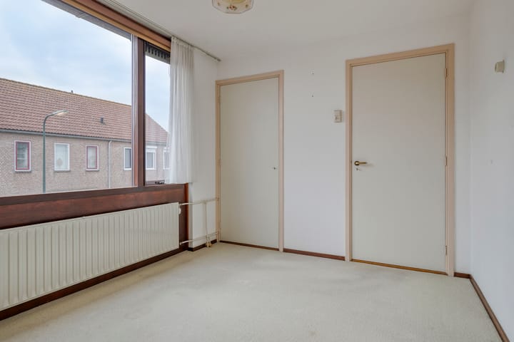 Foto 20 van Raiffeisenstraat 6