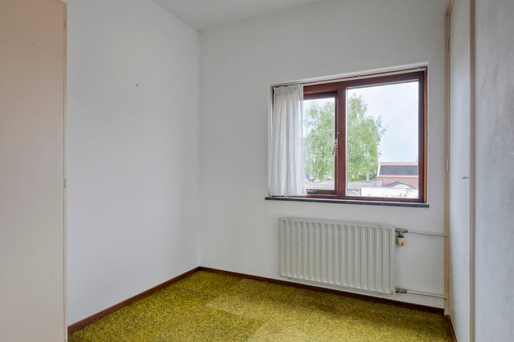 Foto 23 van Raiffeisenstraat 6