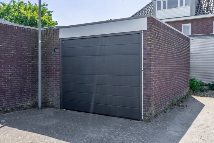 Foto 50 van Rolling Stonesstraat 103