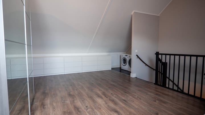 Photo 32 of Zuidhornstraat 7