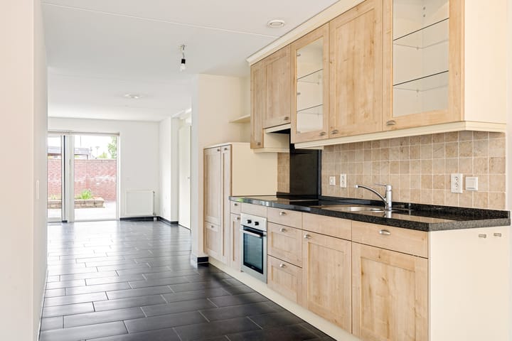 Photo 11 of Joseph Partounsstraat 17