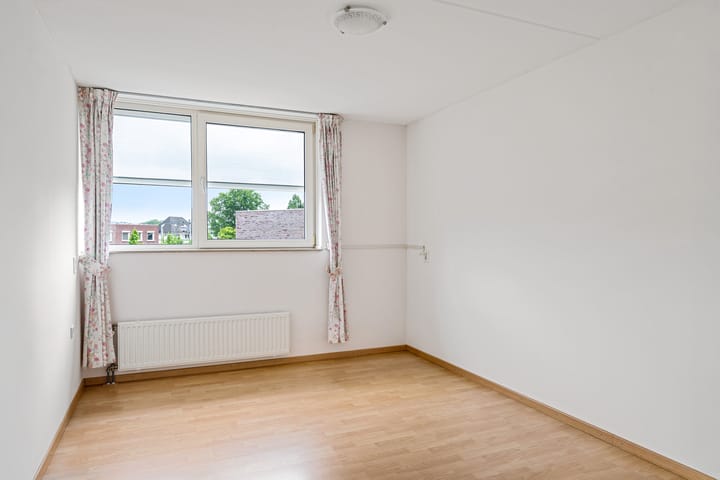 Photo 22 of Joseph Partounsstraat 17