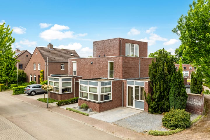 Photo 25 of Joseph Partounsstraat 17