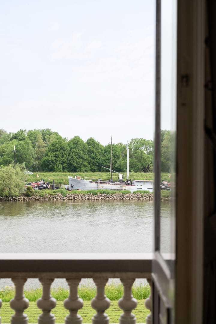 Foto 50 van IJsseldijk-West 35