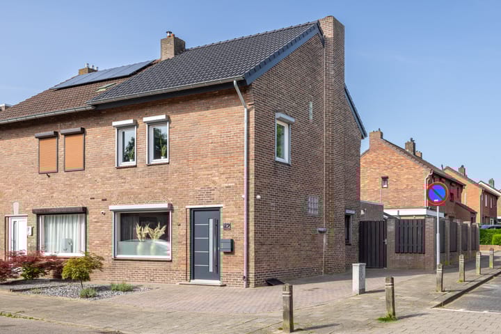 Foto 1 van Ridder Vosstraat 2