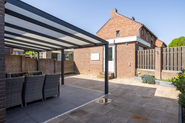 Foto 42 van Ridder Vosstraat 2