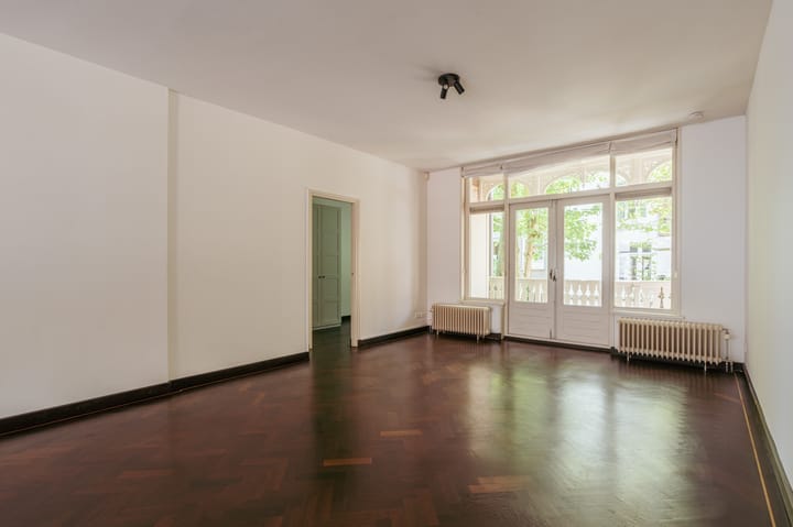 Foto 8 van Van Baerlestraat 66-1