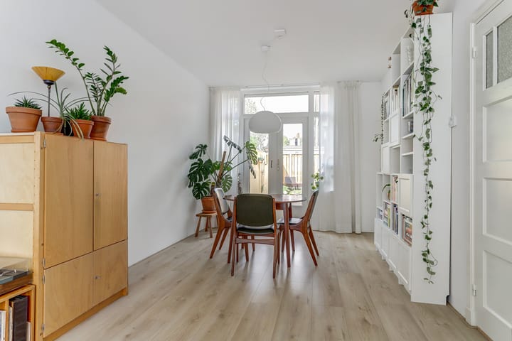 Foto 13 van Pironstraat 53